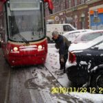 Bezmyślni Kierowcy Powodują Opóźnienia Tramwajów