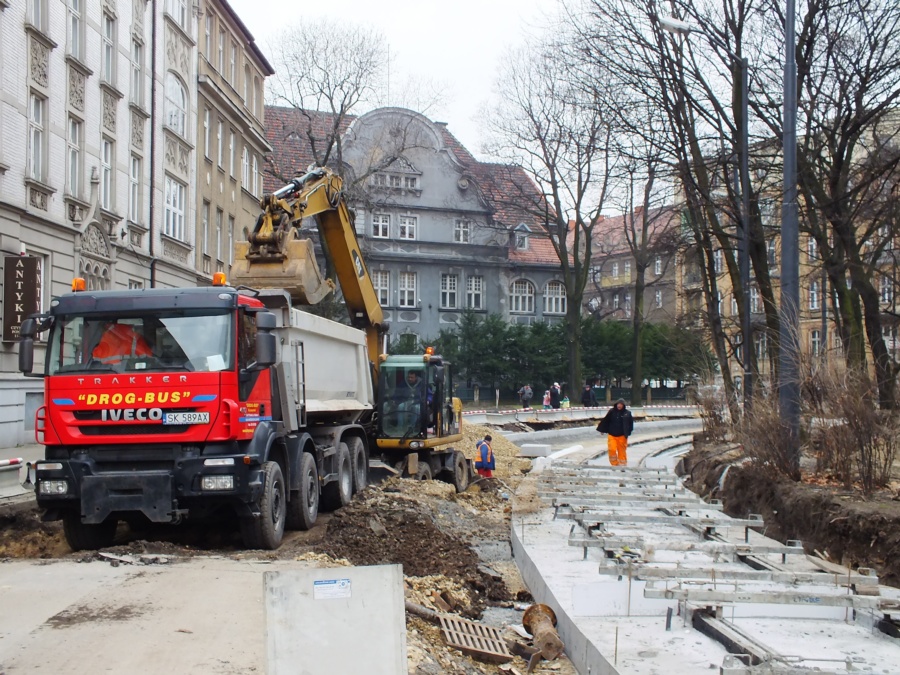 W niedzielę prace na pl.Wolności w Katowicach