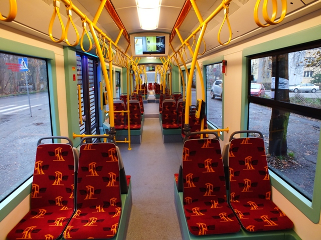 Kolorystyka i nazwa tramwaju Pesa Twist – czekamy na głosy