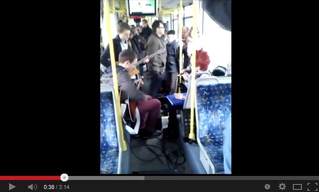 Youtube Filmik Zdjęcie: Rozśpiewana &Quot;Szesnastka&Quot; - Tramwaje Śląskie S.a.