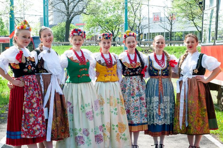 Muzyczne Tramwaje 2018 0058 Www Zdjęcie: „Muzyczne Tramwaje” Tym Razem Na Ludowo - Tramwaje Śląskie S.a.