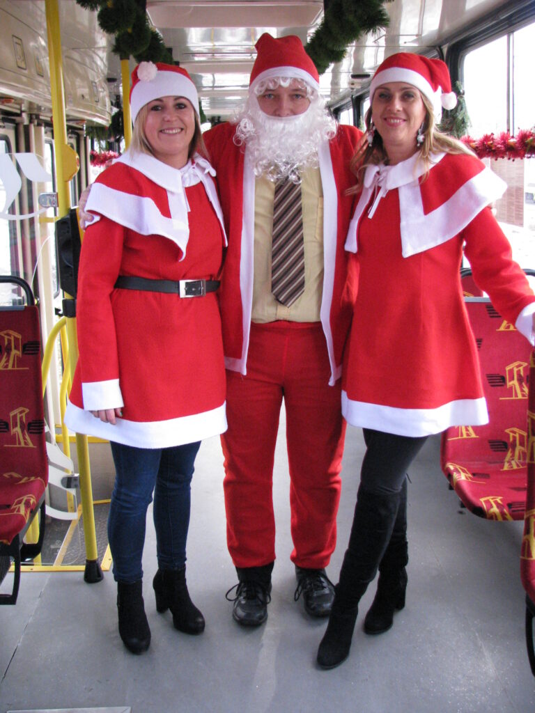 Img_2508 Zdjęcie: Tramwajarski Mikołaj W Trzech Miastach Metropolii - Tramwaje Śląskie S.a.
