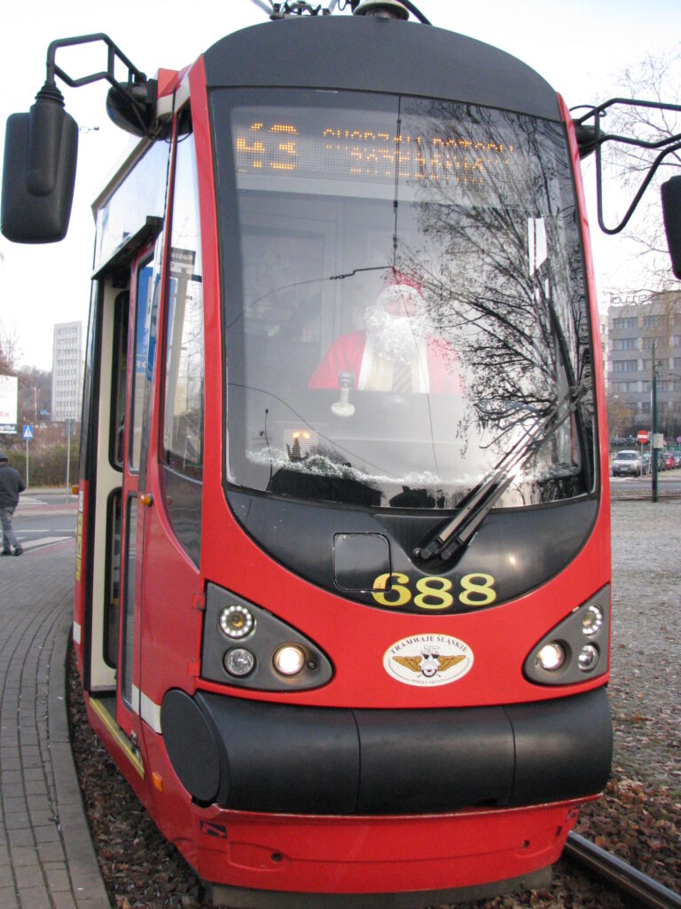 Zdjęcie: 6 Grudnia Mikołaja Spotkasz Nawet W Tramwaju - Tramwaje Śląskie S.a.
