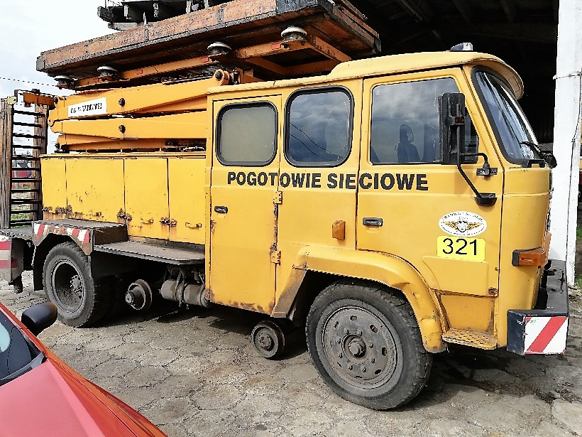 321 Zdjęcie: Sprzedaż Samochodu Star Swn 32 – Podnośnik Nożycowy - Tramwaje Śląskie S.a.