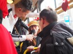 Zakochani Są Wśród… Pasażerów Tramwajów 8 Zakochani Są Wśród… Pasażerów Tramwajów