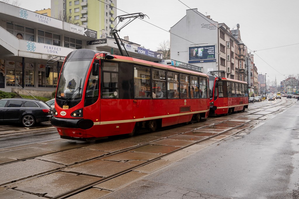 Zabrze Ulica Wolności Tramwaj Styczeń 2023 Fot. Um Zabrze Paweł Janic Janicki Zdjęcie: Umowa Na Modernizację Torowiska Na Ul. Wolności W Centrum Zabrza Podpisana - Tramwaje Śląskie S.a.