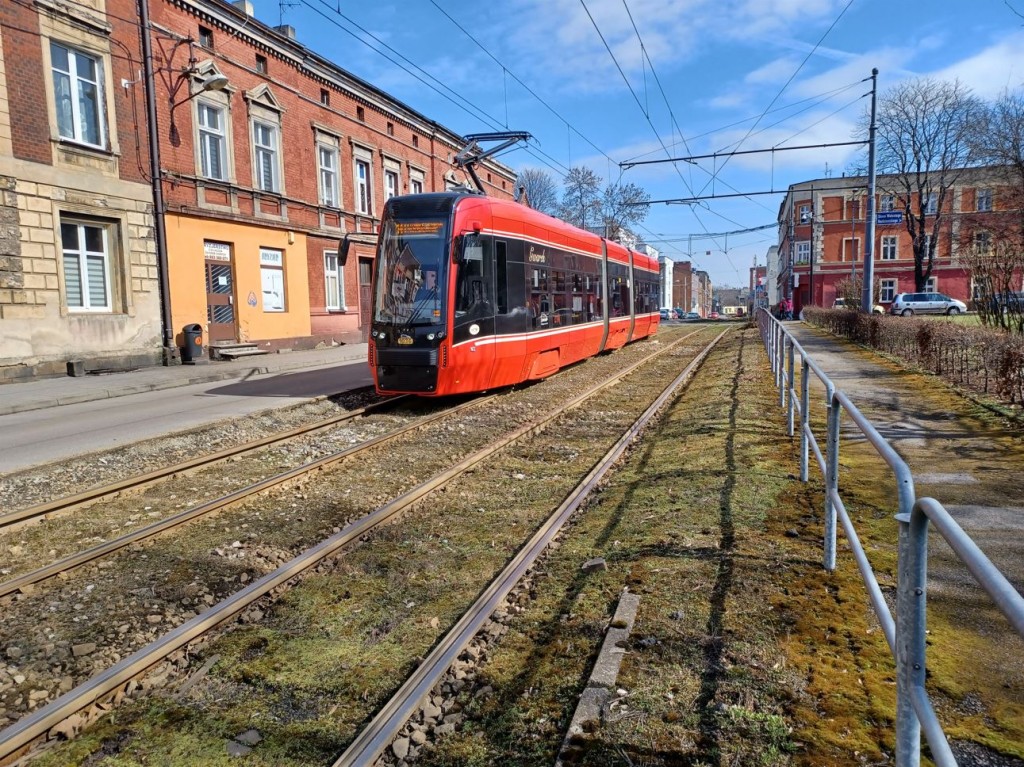 Katowice Obrońców Westerplatte Zdjęcie: Tramwaje Start, Tramwaje Stop - Tramwaje Śląskie S.a.