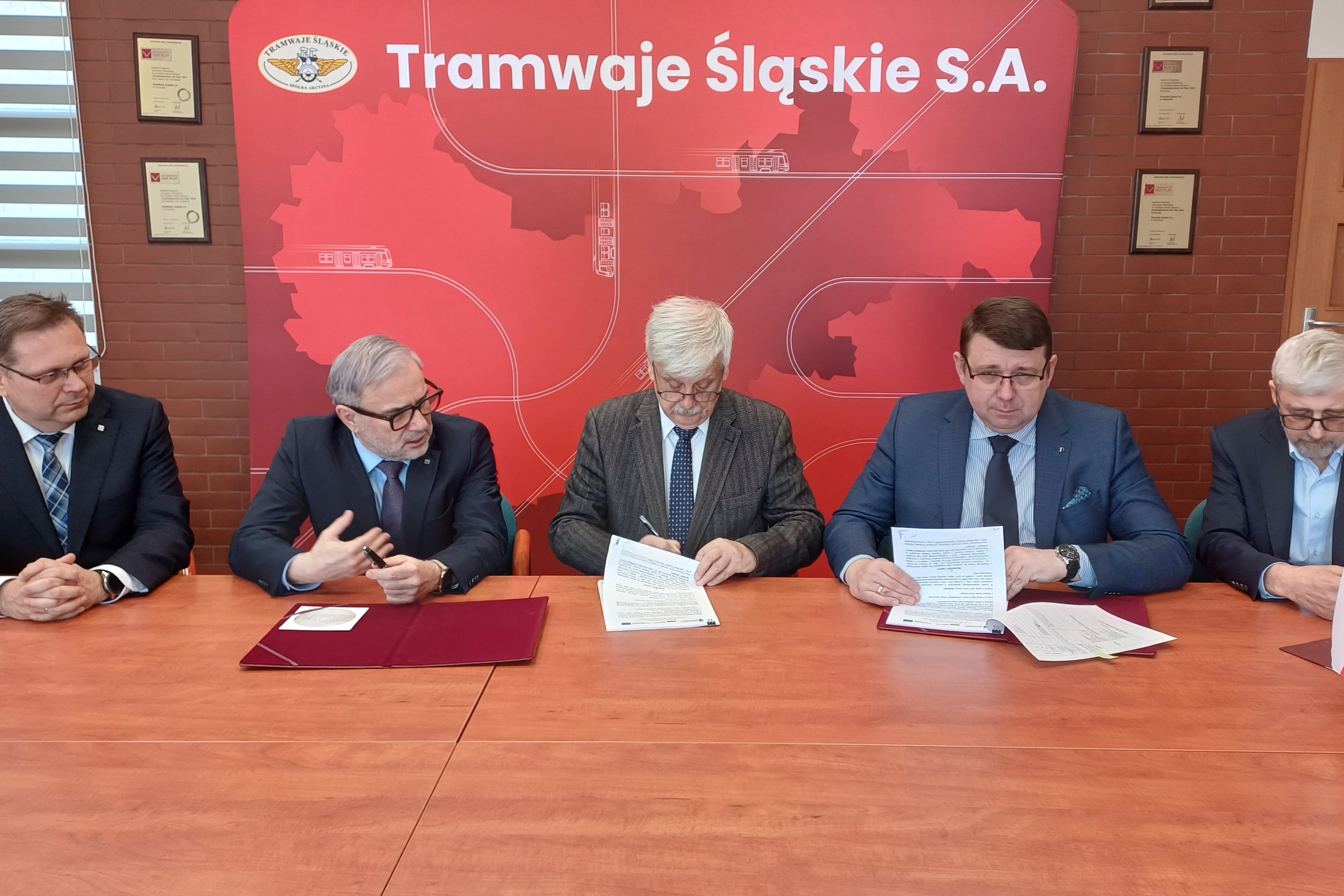 20260427_100755 Zdjęcie: Trzy Zadania…Podpisane - Tramwaje Śląskie S.a.